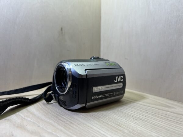 JVC Everio GZ-MG130E