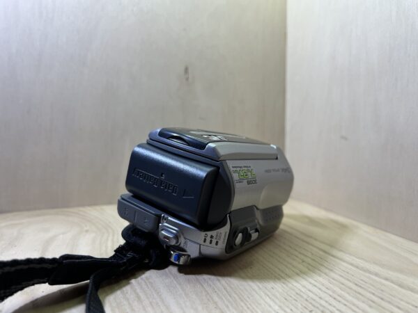 JVC Everio GZ-MG130E