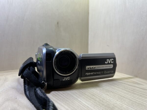 JVC Everio GZ-MG130E