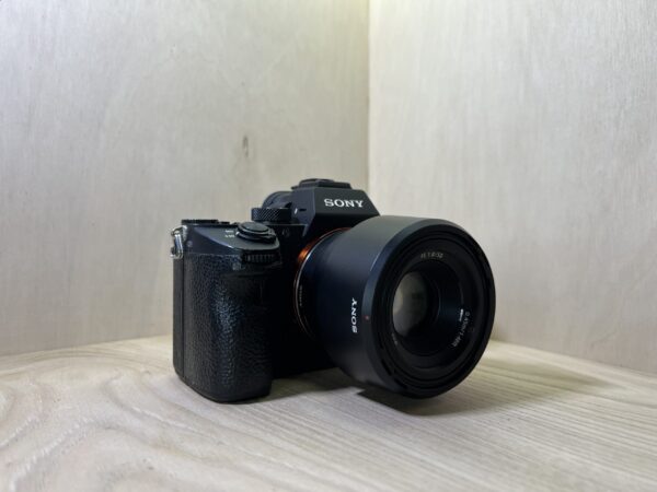 Sony Alpha 7 III + Sony FE 50mm f/1.8