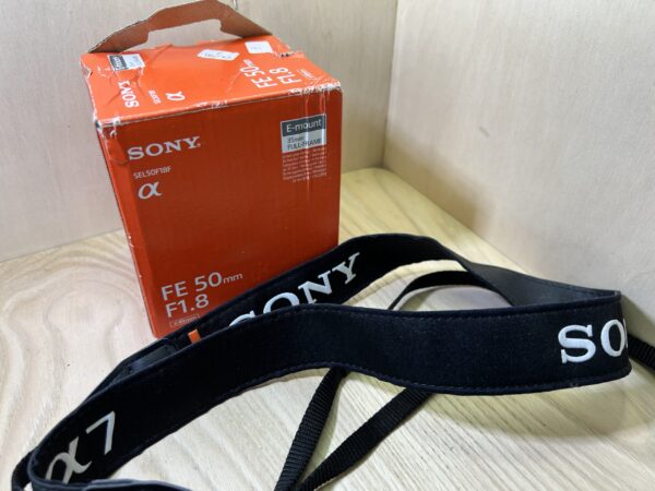 Sony Alpha 7 III + Sony FE 50mm f/1.8