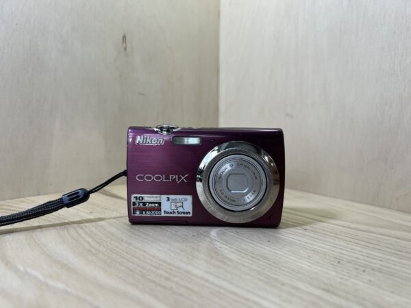 Nikon Coolpix S230 flash HS