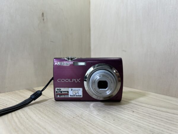 Nikon Coolpix S230 flash HS
