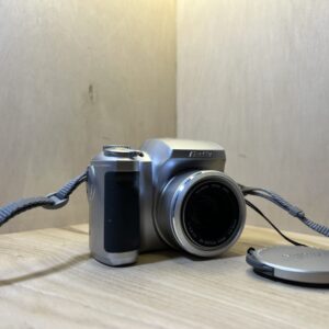 Fujifilm finepix S304 – Gris