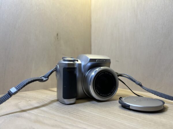 Fujifilm finepix S304 - Gris