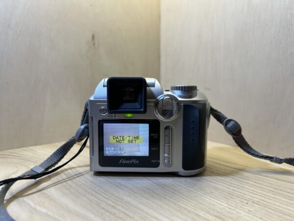 Fujifilm finepix S304 - Gris