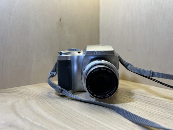 Fujifilm finepix S304 - Gris