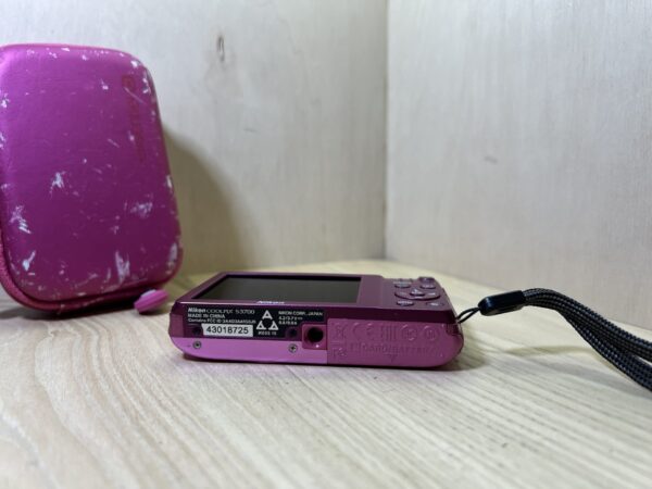 Nikon coolpix S3700