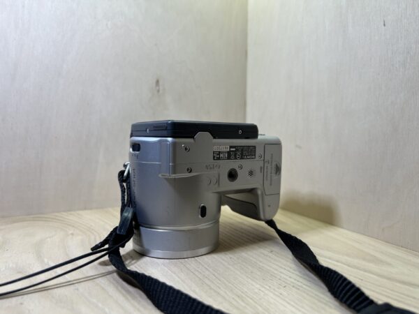 Sony dsc H9