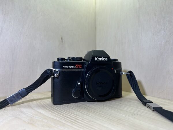 Konica Autoreflex TC