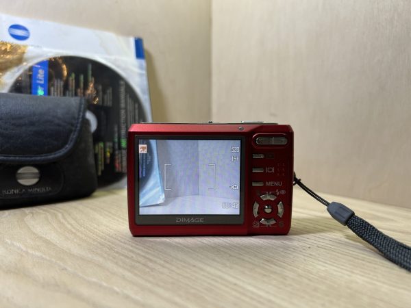 Minolta Dimage X60 - Rouge