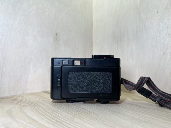 Konica Pop rouge