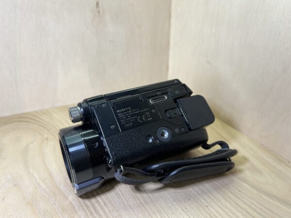 Sony Handycam HDR-CX11E - Noir