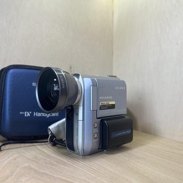 Sony handycam DCR PC105E - Gris