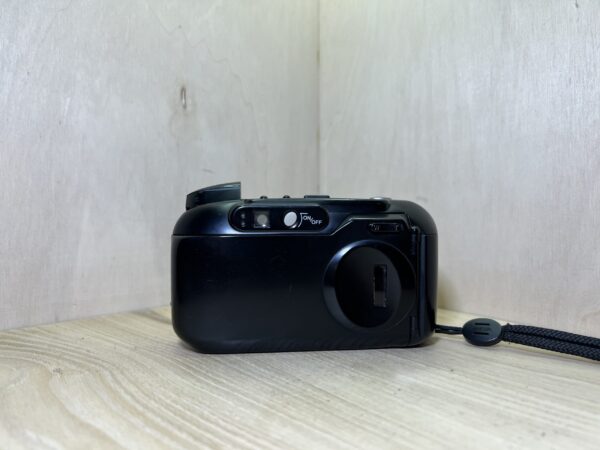 Minolta Riva Zoom 70W