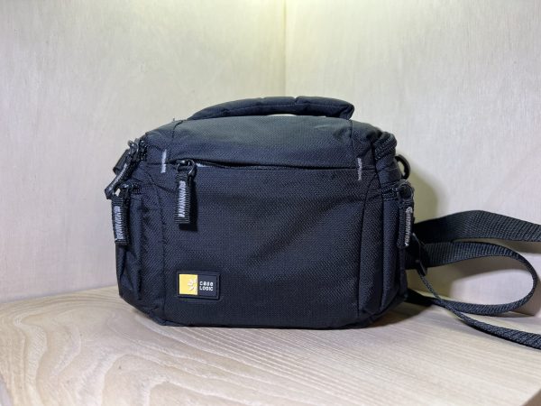 Sacoche Case Logic noire – format reflex ou bridge