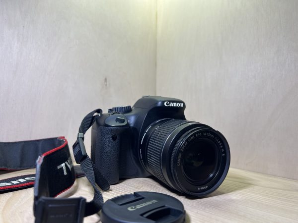 Canon EOS 550D + objectif 18-55mm | Reflex numérique complet - Noir