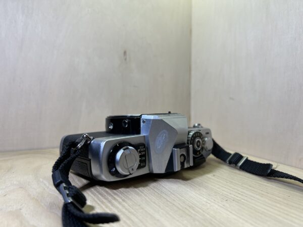 Minolta XG-1 + Objectif Cosina 28–135mm f/4–5.6 Macro – Monture MD - Argent