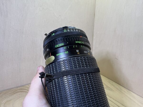 Minolta XG-1 + Objectif Cosina 28–135mm f/4–5.6 Macro – Monture MD - Argent
