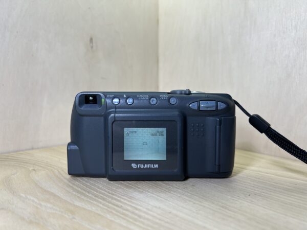 Fujifilm FinePix 1400 Zoom - Argent