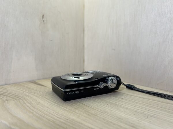 Nikon Coolpix L22