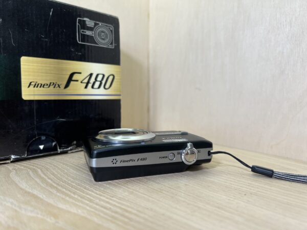 Fujifilm FinePix F480