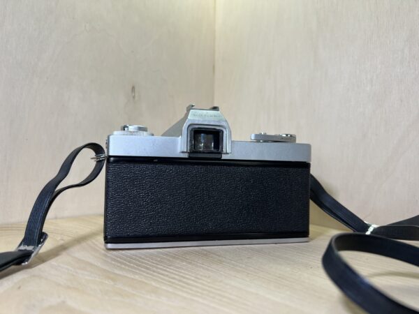 Ricoh Singlex TLS avec objectif Auto Rikenon 55mm f/2.8
