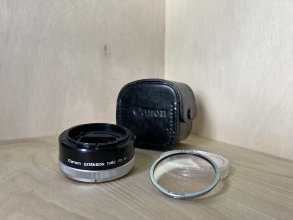 Canon Extension Tube FD 25 + filtre Skylight 46mm - Noir