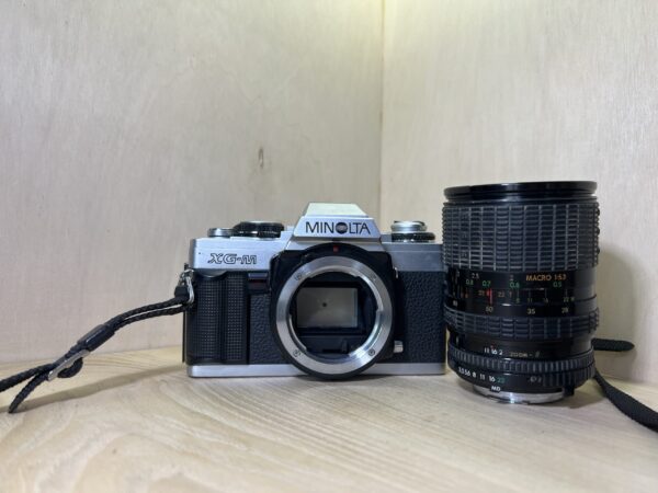 Minolta XG-M + objectif Sigma Zoom 28–80mm f/3.5–4.5