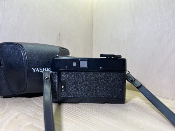 Yashica MF-2 – 38mm f/3.8