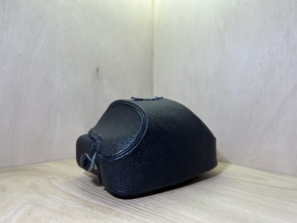 Housse rigide siglée Yashica - Noir