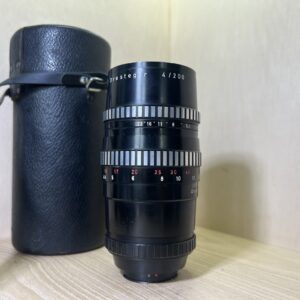 Objectif Meyer-Optik Görlitz Orestegor 200mm f/4 M42 – Noir