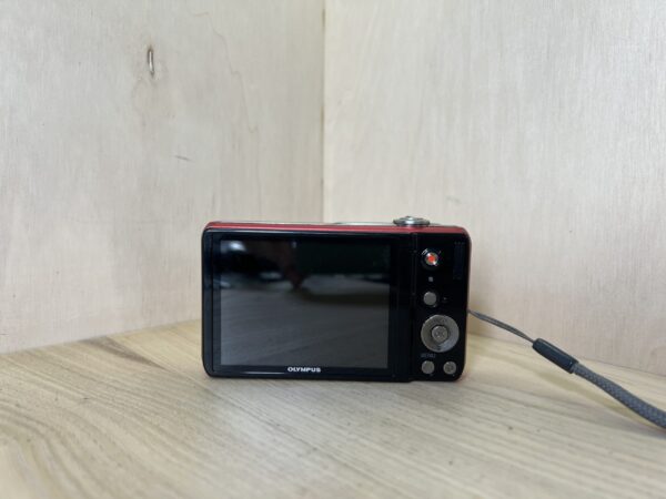 img_1922 Olympus VR-310 rouge