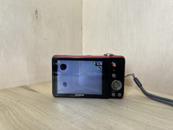 img_1925 Olympus VR-310 rouge