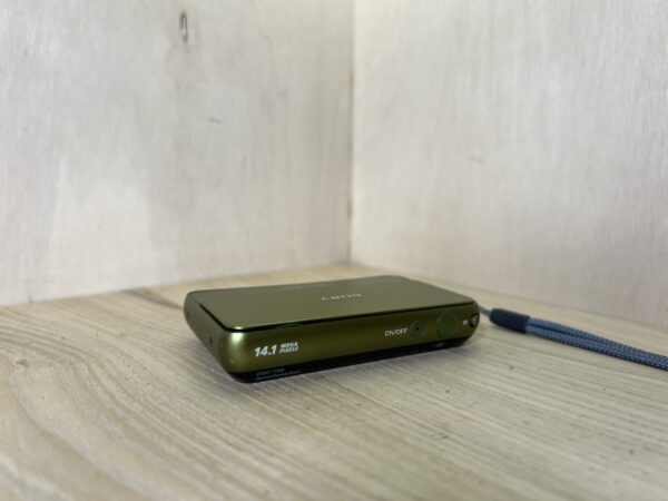 Sony Cyber-shot DSC-T99