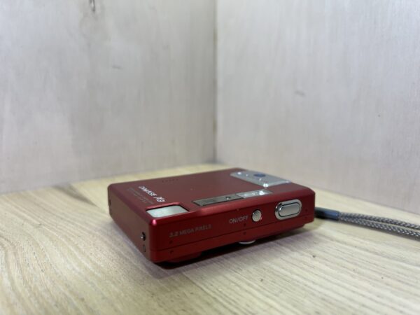 img_3750 Konica Minolta DiMAGE Xg - Rouge