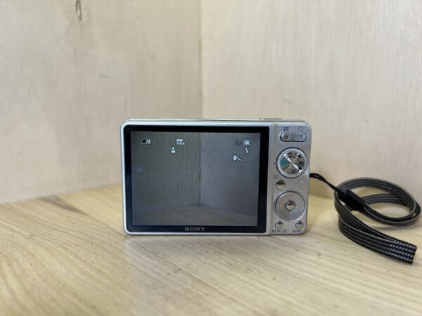 Sony Cyber-shot DSC-W230
