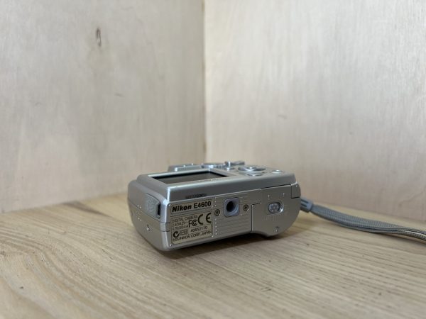Nikon Coolpix 4600 - Gris