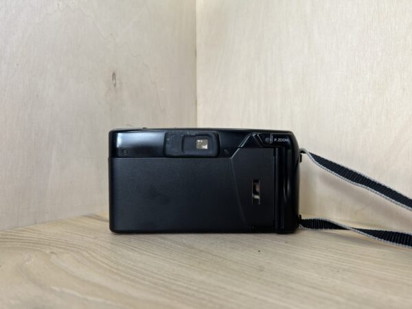 Minolta Zoom 90 AF – Compact argentique autofocus avec zoom motorisé