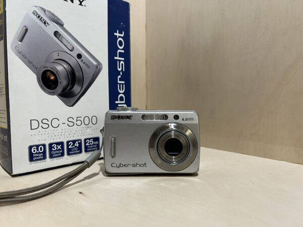 Sony Cyber-shot DSC-S500 – 6 Mpx – Compact numérique avec boîte - Gris