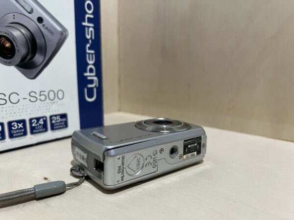 Sony Cyber-shot DSC-S500 – 6 Mpx – Compact numérique avec boîte - Gris