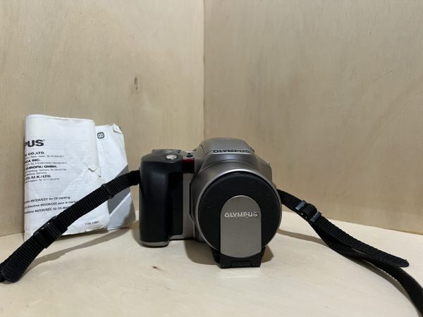 Olympus IS-200 – Appareil photo argentique autofocus avec zoom intégré - Gris