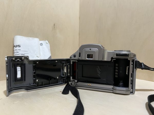 Olympus IS-200 – Appareil photo argentique autofocus avec zoom intégré - Gris