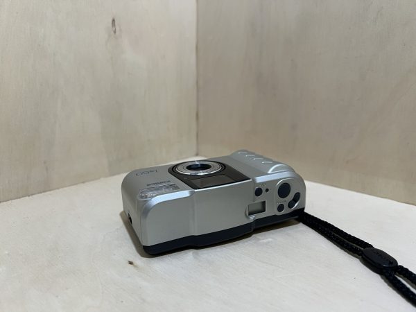 Konica Z-up 60 – Compact argentique avec zoom 35-60mm - Gris