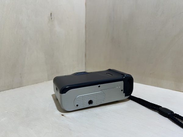 Konica Z-up 60 – Compact argentique avec zoom 35-60mm - Gris