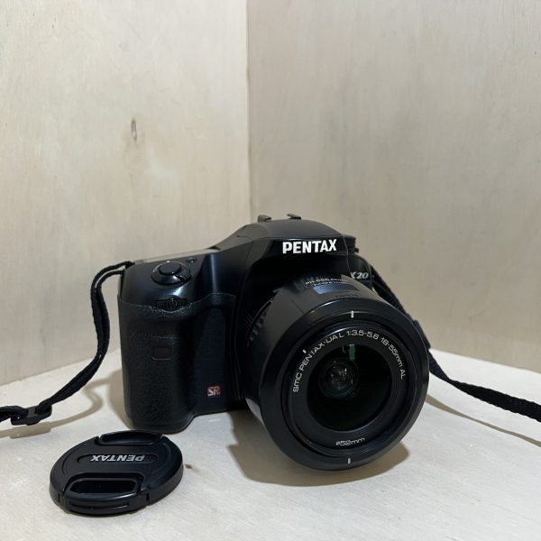 Pentax K20D + objectif 18-55mm + batterie supplémentaire - Noir