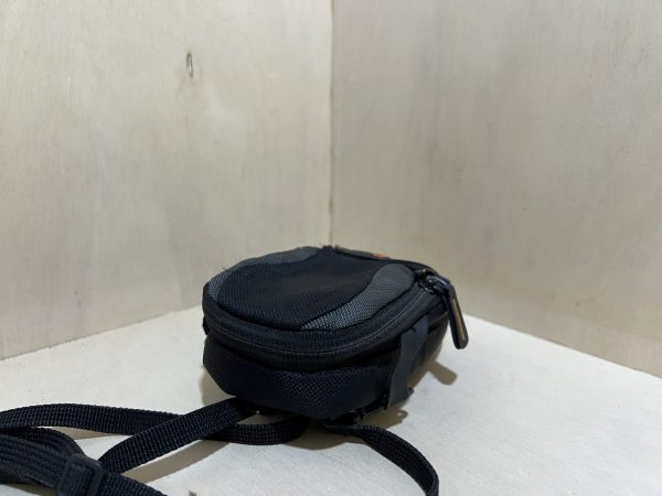 Sacoche Lowepro Apex 20 AW – Pour compact numérique - Noir