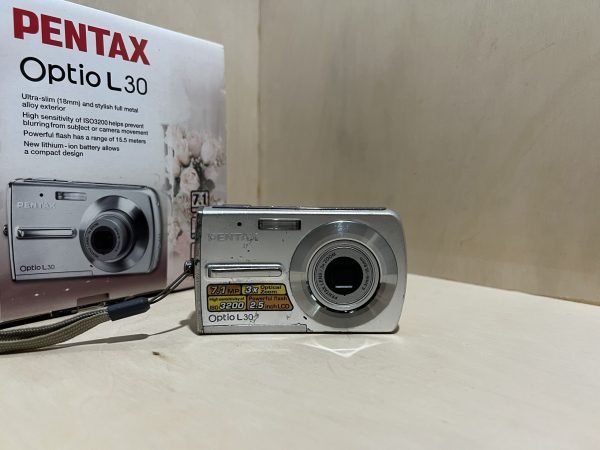 Pentax Optio L30 – Compact numérique 7,1 Mpx avec boîte et accessoires - Argent