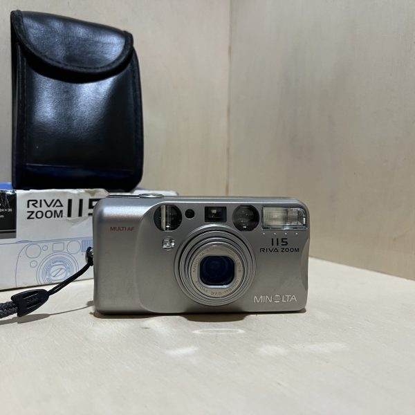 Minolta Riva Zoom 115 - baige