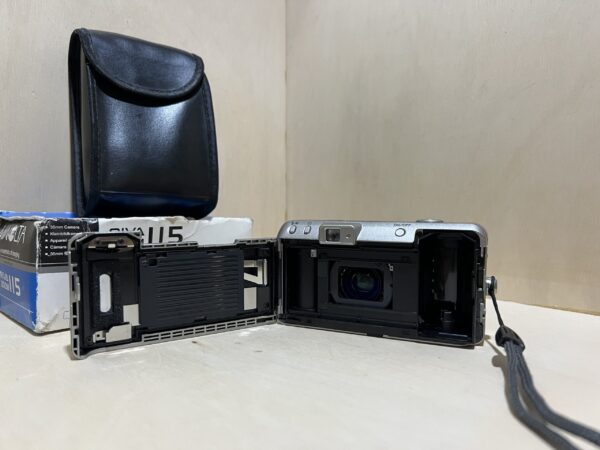 Minolta Riva Zoom 115 - baige